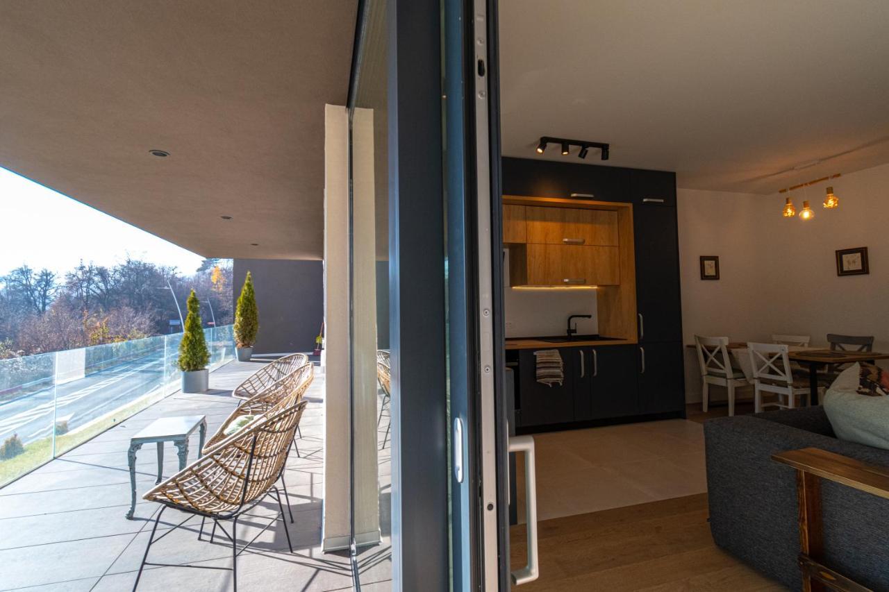 Mirador Bohemian Apt With Views Over Old Town And Tampa Mountain, Near Poiana Braşov Eksteriør bilde